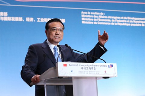 李克強(qiáng)總理2日在中法工商峰會(huì)演講時(shí)表示，中法建交50年來，兩國關(guān)系積累了寶貴經(jīng)驗(yàn)，未來50年的中法關(guān)系將更燦爛輝煌。中國政府網(wǎng)