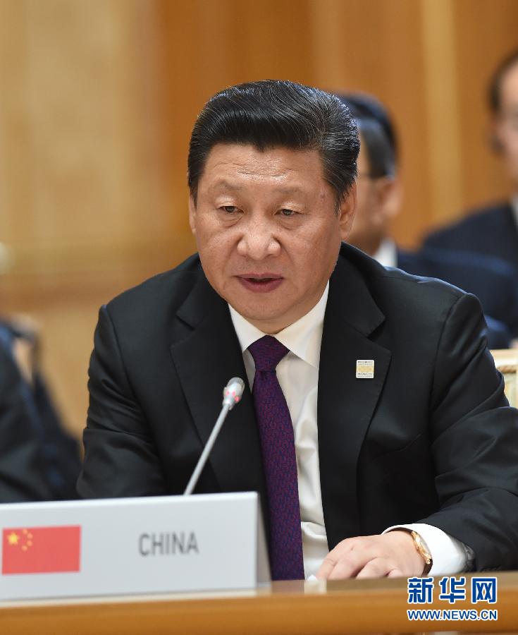 7月9日，金磚國家領(lǐng)導(dǎo)人第七次會晤在俄羅斯烏法舉行。中國國家主席習(xí)近平、俄羅斯總統(tǒng)普京、巴西總統(tǒng)羅塞夫、印度總理莫迪、南非總統(tǒng)祖馬出席。這是習(xí)近平發(fā)表題為《共建伙伴關(guān)系　共創(chuàng)美好未來》的主旨講話。新華社記者 饒愛民 攝 