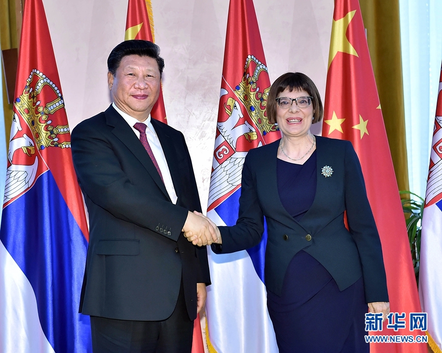 6月18日，國(guó)家主席習(xí)近平在貝爾格萊德會(huì)見塞爾維亞國(guó)民議會(huì)議長(zhǎng)戈伊科維奇。 新華社記者李濤攝