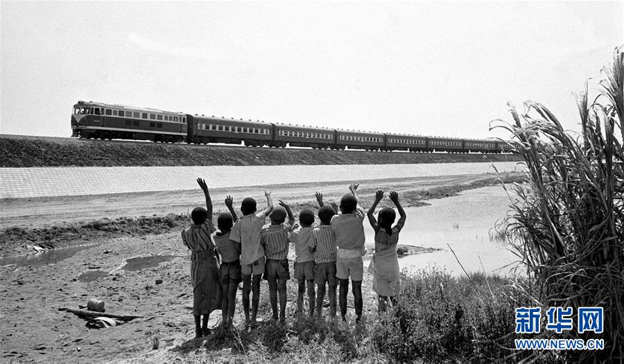 （新華全媒頭條&middot;圖文互動(dòng)）（7）中國外長(zhǎng)連續(xù)30年首訪均赴非洲 中非友好歷久彌堅(jiān)